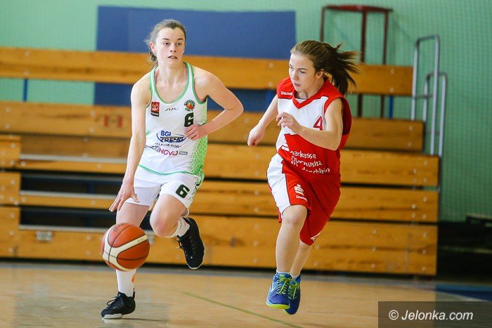 zwyciestwo-juniorek-mks-mos-karkonoszy-foto-67073