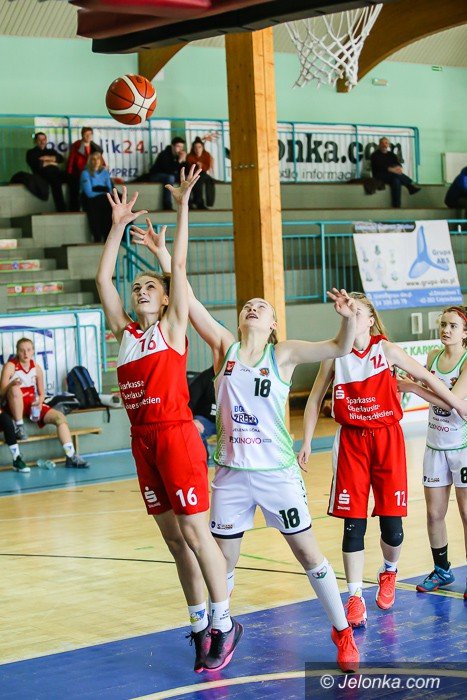 zwyciestwo-juniorek-mks-mos-karkonoszy-foto-67073