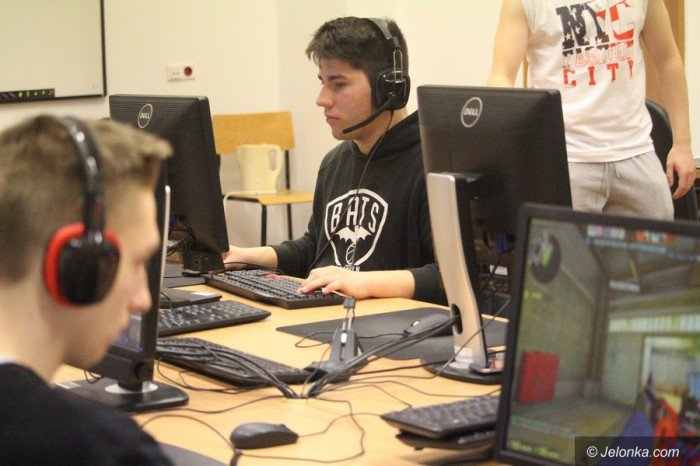 liga-csgo-wystartowaa-foto-67082