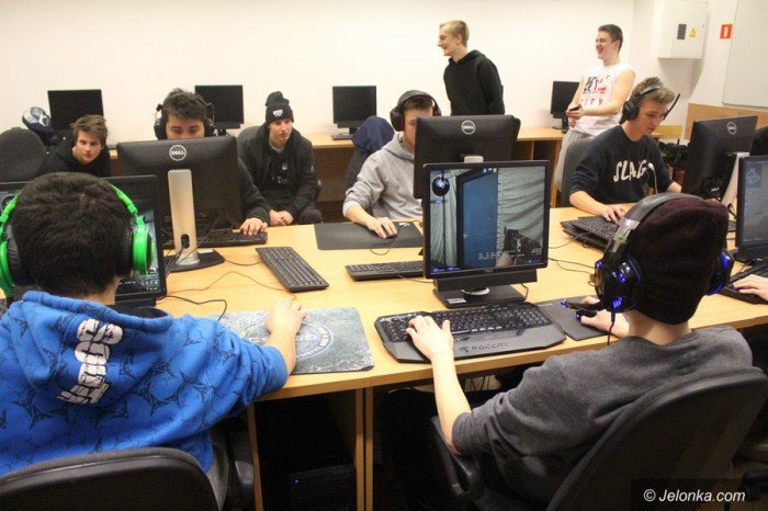 liga-csgo-wystartowaa-foto-67082