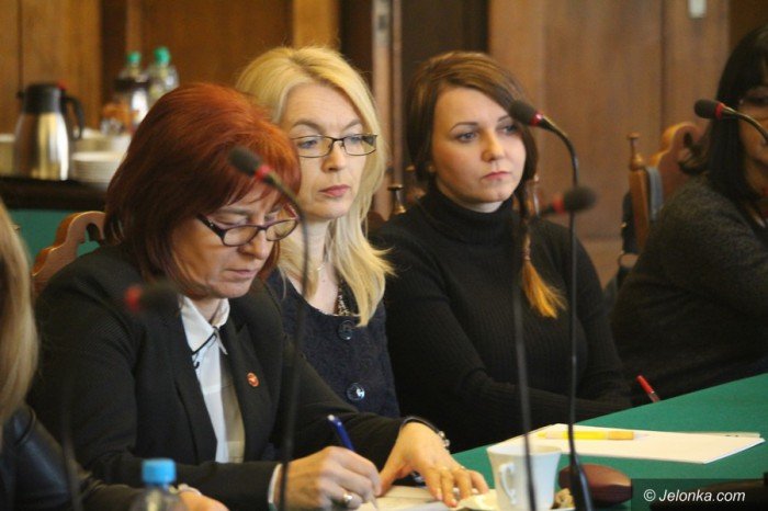 komisja-oswiaty-wydaa-opinie-ws-sieci-szko-foto-67090