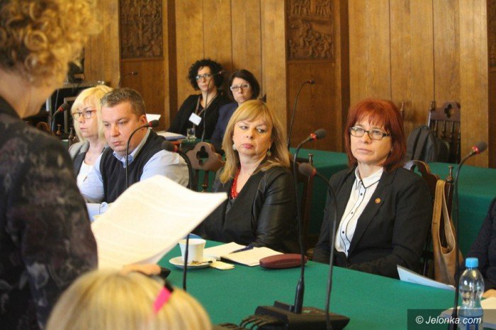 komisja-oswiaty-wydaa-opinie-ws-sieci-szko-foto-67090