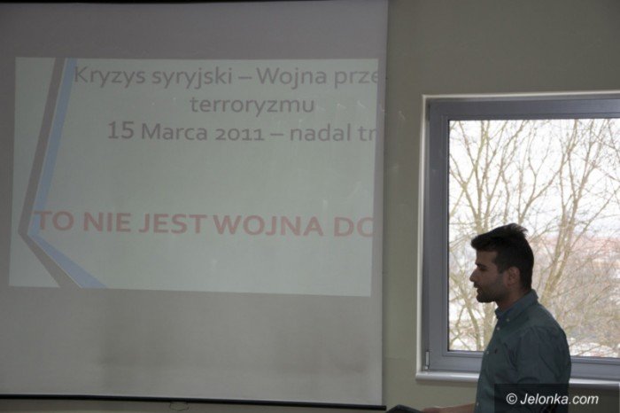 syryjczycy-o-swoim-kraju-i-swiecie-w-jeleniej-gorze-foto-67136