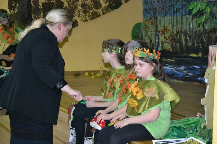 czerwony-kapturek-charytatywnie-w-janowicach-wielkich-foto-67167