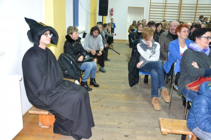 czerwony-kapturek-charytatywnie-w-janowicach-wielkich-foto-67167