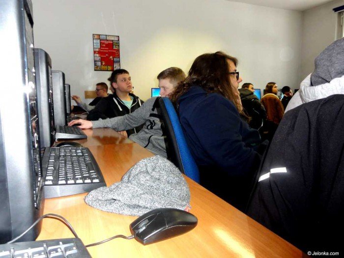 kpsw-zaprasza-uczniow-na-ciekawe-zajecia-foto-67234