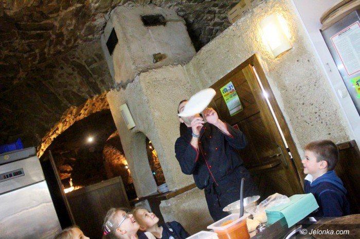 mali-kucharze-robili-pizze-foto-67249