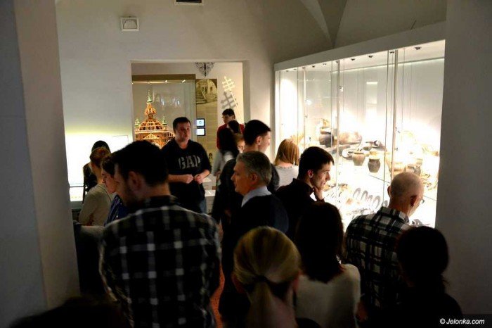 licealisci-z-regionu-zwiedzali-muzeum-karkonoskie-foto-67283