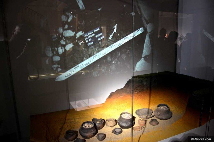 licealisci-z-regionu-zwiedzali-muzeum-karkonoskie-foto-67283