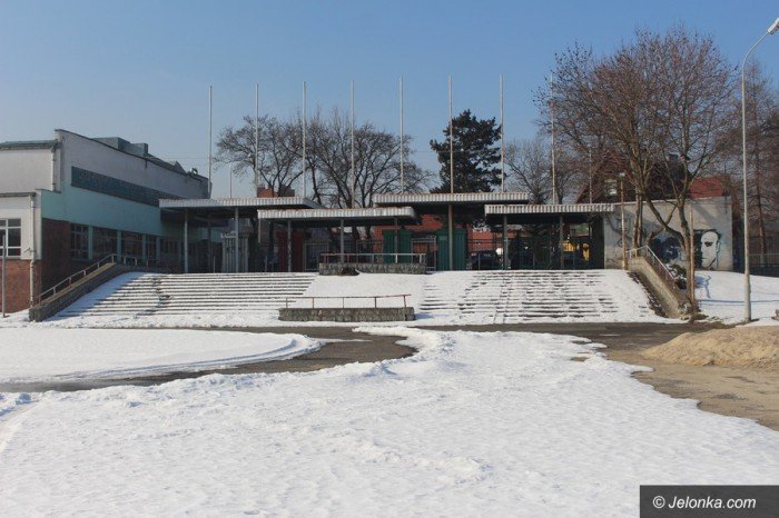 stadion-doczeka-sie-sztucznej-murawy-foto-67329