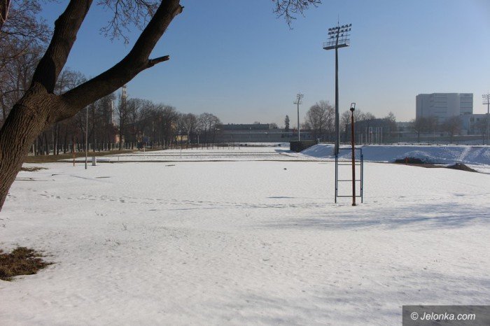 stadion-doczeka-sie-sztucznej-murawy-foto-67329