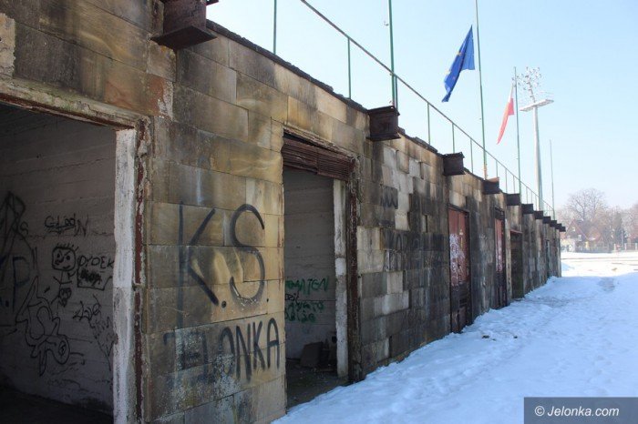 stadion-doczeka-sie-sztucznej-murawy-foto-67329