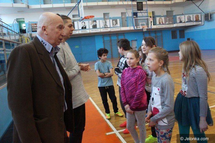 ferie-z-mosem-w-penej-obsadzie-foto-67340