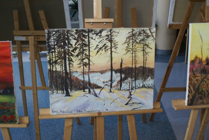 w-ksiaznicy-karkonoskiej-wystawa-prac-osadzonych-foto-67343