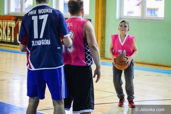 wyrownana-walka-w-6-kolejce-jlnba-foto-67393
