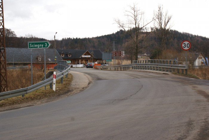 nowy-chodnik-i-remont-mostu-w-kostrzycy-foto-67470
