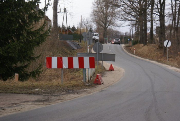 nowy-chodnik-i-remont-mostu-w-kostrzycy-foto-67470