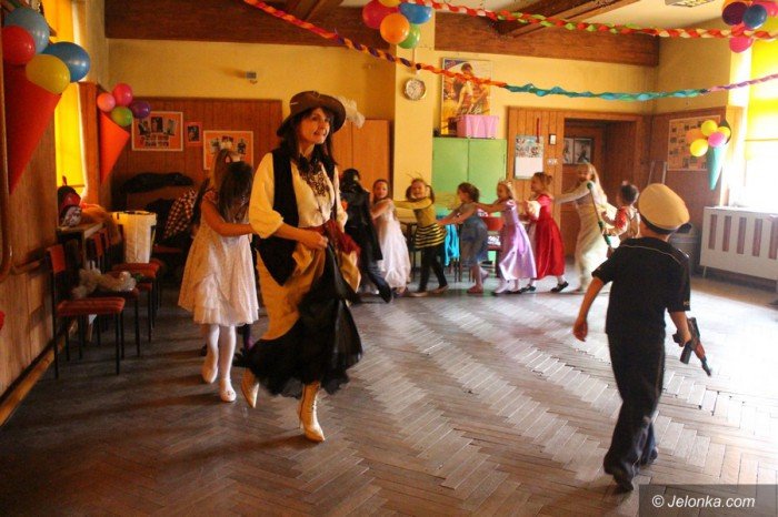 karnawaowo-i-bajkowo-w-mdk-foto-67514