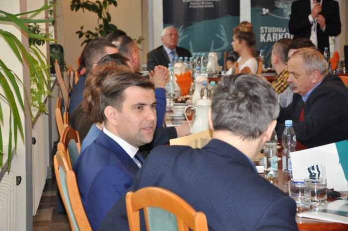 studia-magisterskie-w-karkonoskiej-foto-67517