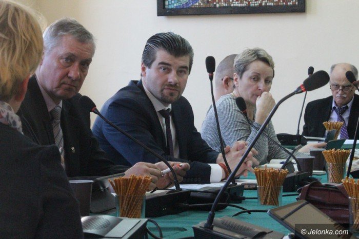 radni-zdecydowali-o-sieci-szko-pod-szrenica-foto-67531