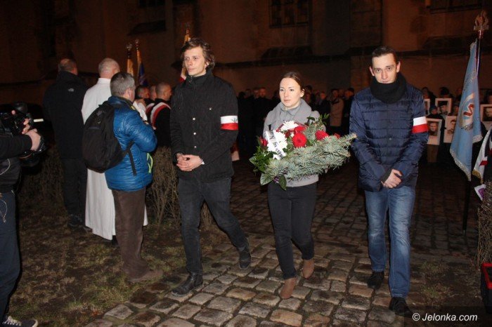 jeleniogorzanie-uczcili-pamiec-zonierzy-wykletych-foto-67558