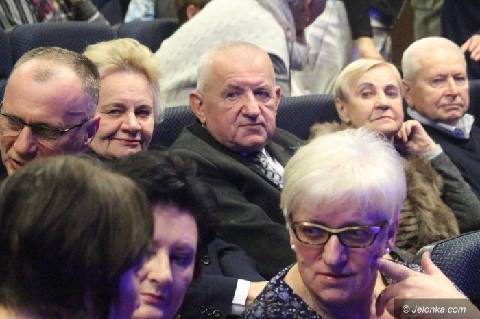 kabaret-bella-mafia-bawi-i-zachwyca-foto-67575