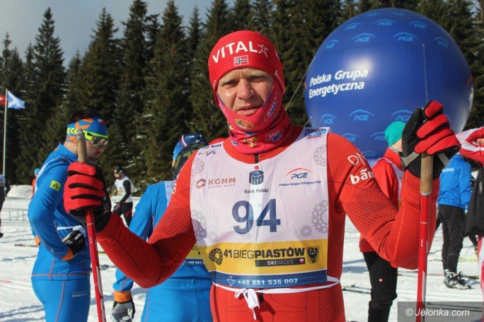roza-yjak-triumfuje-w-piatkowym-biegu-piastow-foto-67589