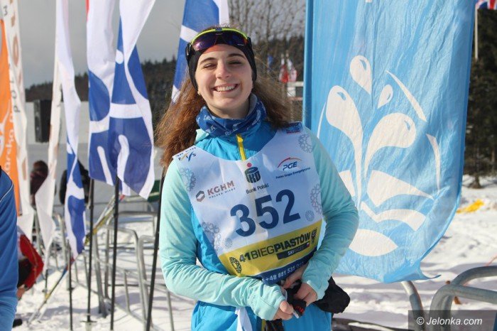 roza-yjak-triumfuje-w-piatkowym-biegu-piastow-foto-67589