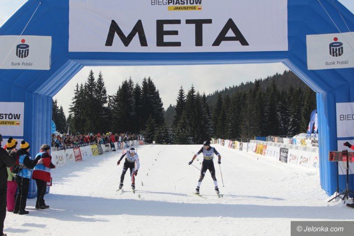 roza-yjak-triumfuje-w-piatkowym-biegu-piastow-foto-67589