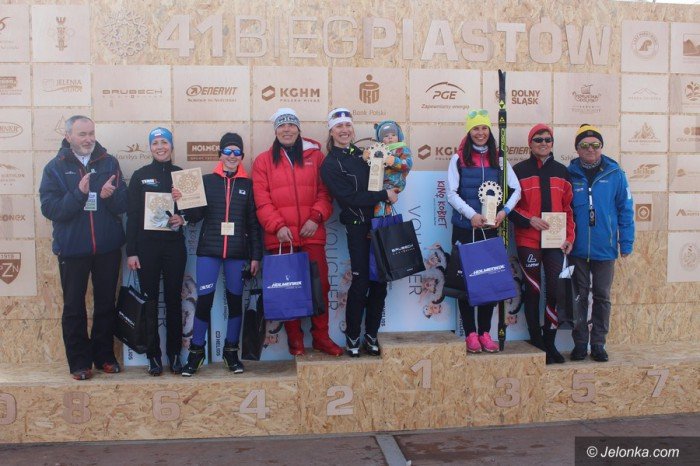 roza-yjak-triumfuje-w-piatkowym-biegu-piastow-foto-67589