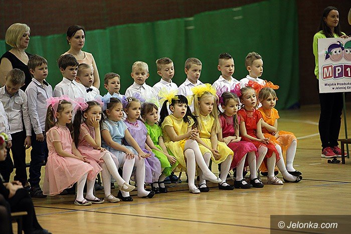 maluchy-wytanczyy-grad-zotych-medali-foto-video-67596