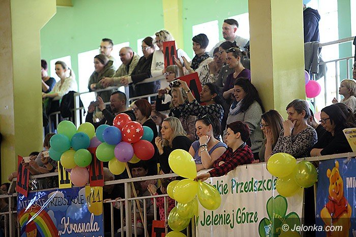 maluchy-wytanczyy-grad-zotych-medali-foto-video-67596