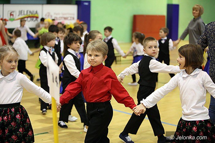 maluchy-wytanczyy-grad-zotych-medali-foto-video-67596
