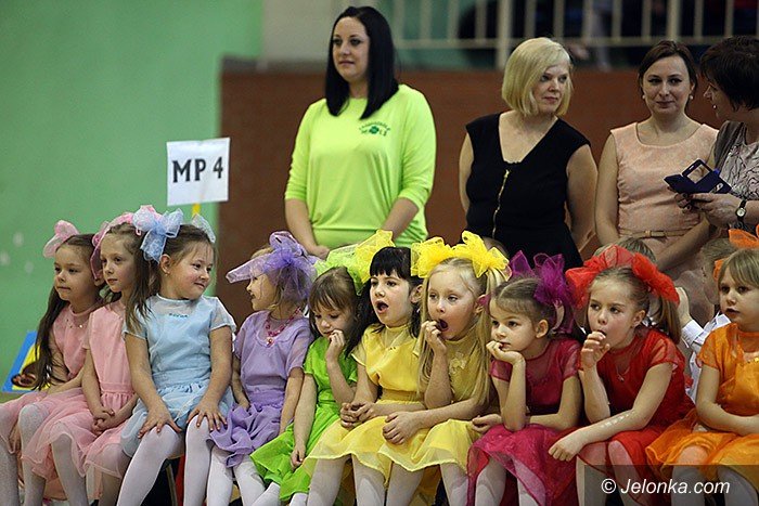 maluchy-wytanczyy-grad-zotych-medali-foto-video-67596