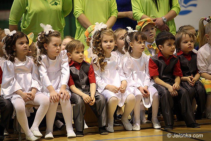 maluchy-wytanczyy-grad-zotych-medali-foto-video-67596