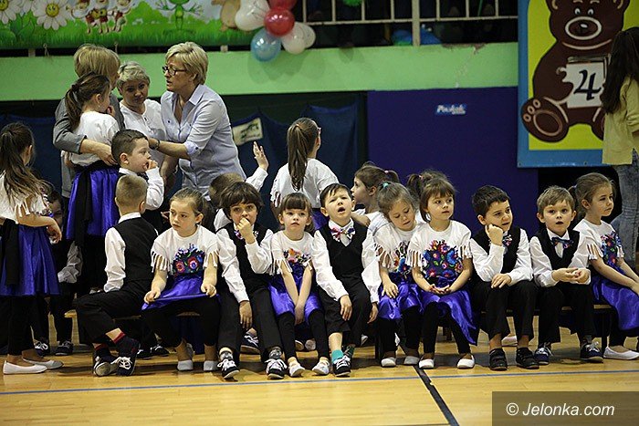 maluchy-wytanczyy-grad-zotych-medali-foto-video-67596