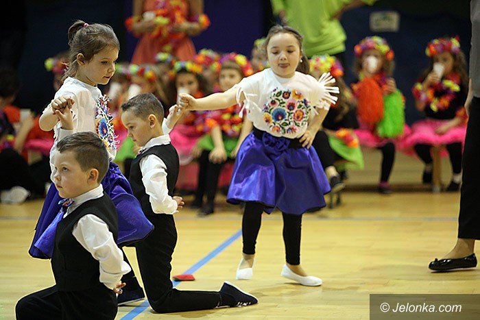 maluchy-wytanczyy-grad-zotych-medali-foto-video-67596