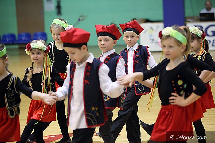 maluchy-wytanczyy-grad-zotych-medali-foto-video-67596