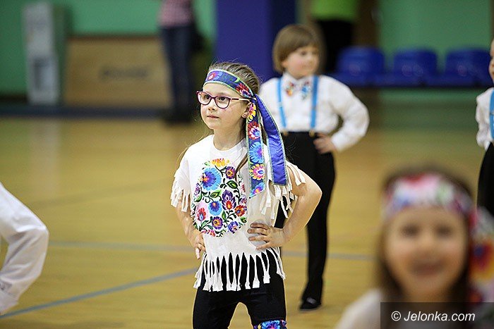maluchy-wytanczyy-grad-zotych-medali-foto-video-67596