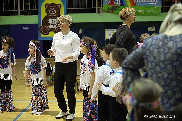 maluchy-wytanczyy-grad-zotych-medali-foto-video-67596