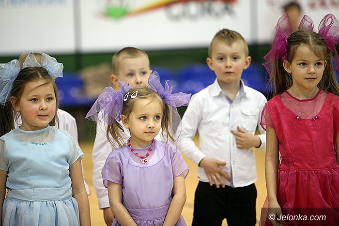 maluchy-wytanczyy-grad-zotych-medali-foto-video-67596