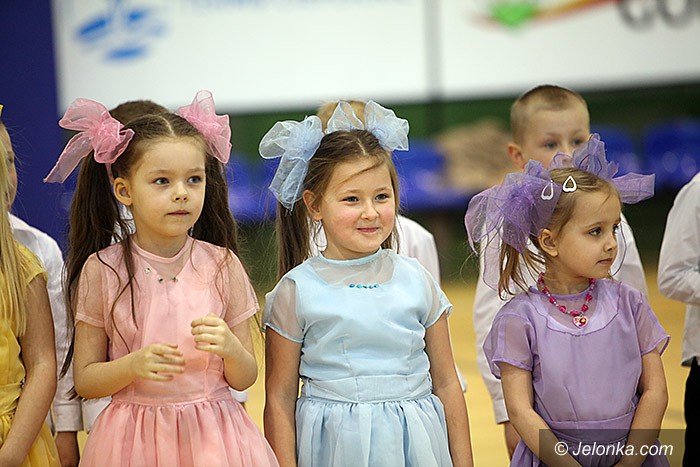 maluchy-wytanczyy-grad-zotych-medali-foto-video-67596