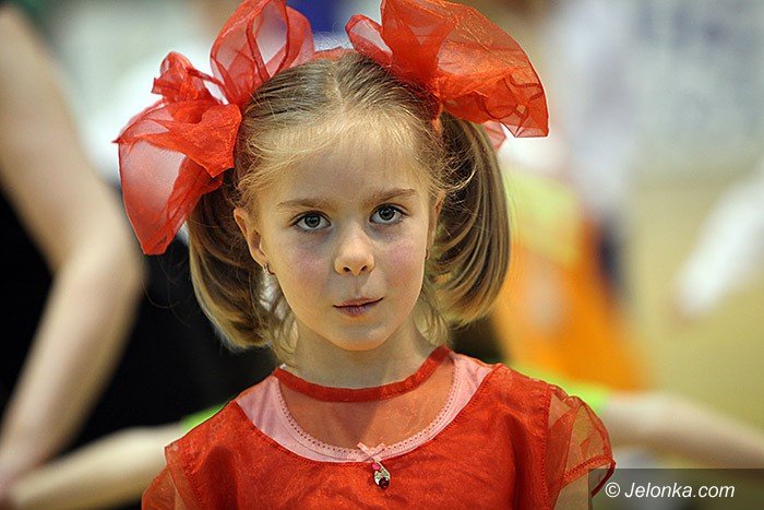 maluchy-wytanczyy-grad-zotych-medali-foto-video-67596
