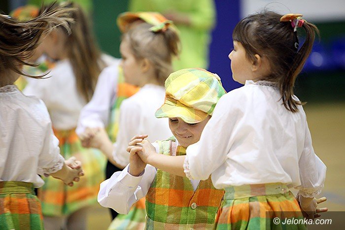 maluchy-wytanczyy-grad-zotych-medali-foto-video-67596