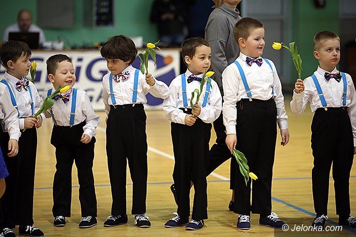 maluchy-wytanczyy-grad-zotych-medali-foto-video-67596
