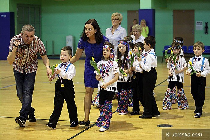 maluchy-wytanczyy-grad-zotych-medali-foto-video-67596