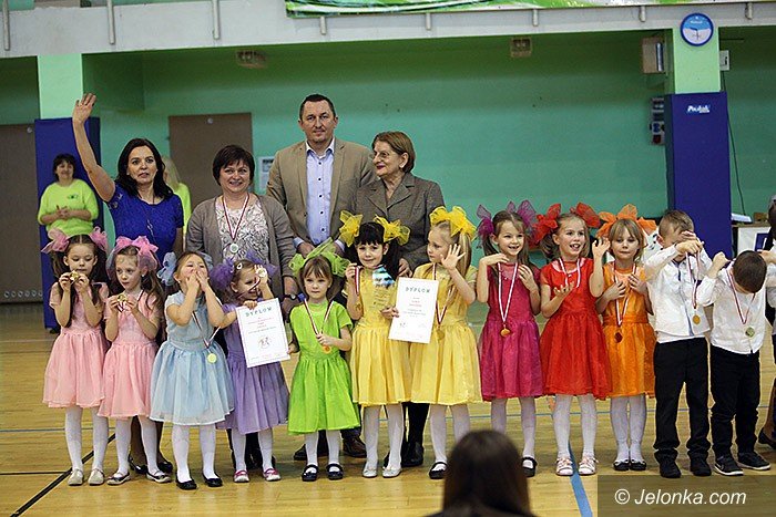 maluchy-wytanczyy-grad-zotych-medali-foto-video-67596