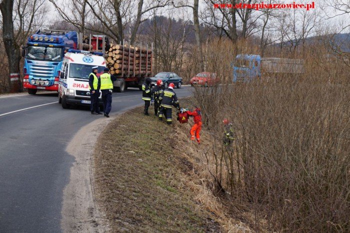 wypadek-pod-pisarzowicami-w-akcji-smigowiec-foto-67615