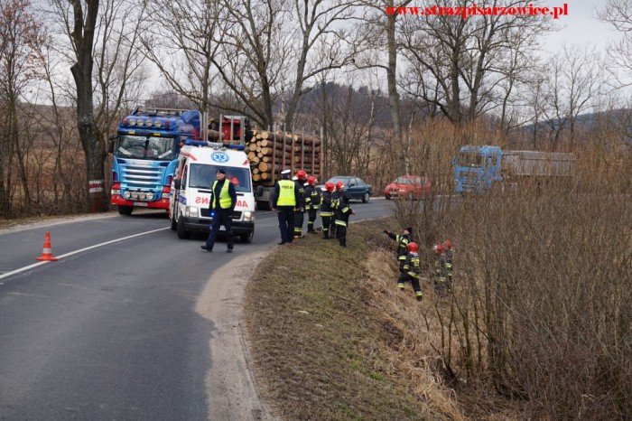 wypadek-pod-pisarzowicami-w-akcji-smigowiec-foto-67615