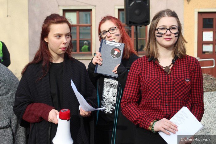 manifestacja-w-obronie-praw-kobiet-foto-67662